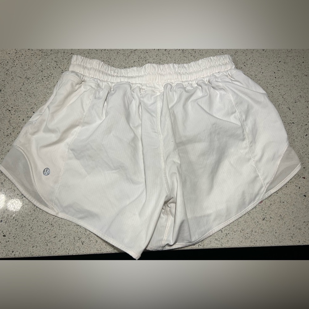 Lululemon shorts size 6
